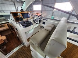 Sealine SC 35