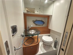 Colombo 42. 34 bagno ospiti