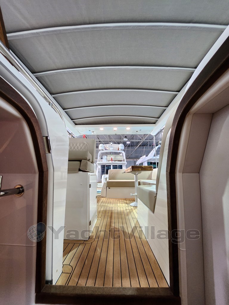 Sealine SC 35