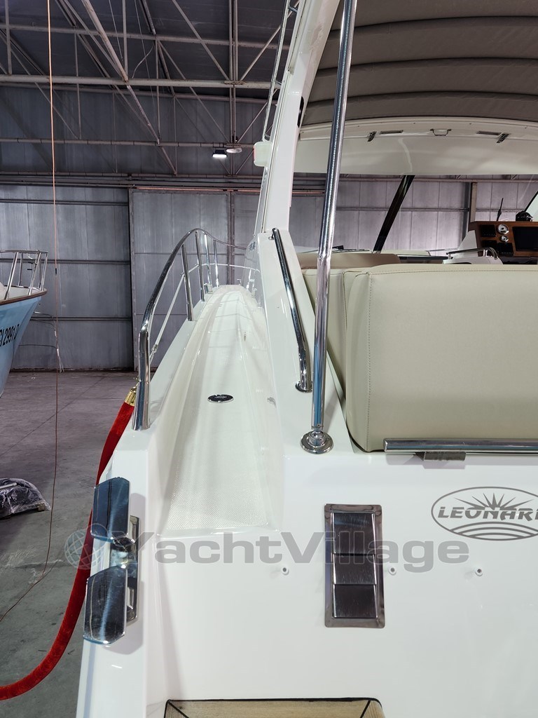 Sealine SC 35