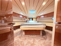 Ferretti 165-25-cabina armatore