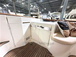 PRESTIGE 46 FLY Ingresso Cab. Equipaggio