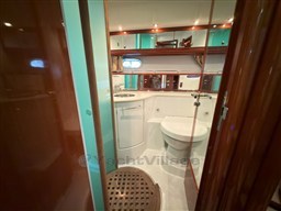 PRESTIGE 46 FLY Bagno Ospiti