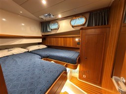 Goldstar 360.28.cabina ospiti