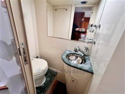 Cayman 62  Bagno Cab. domestica