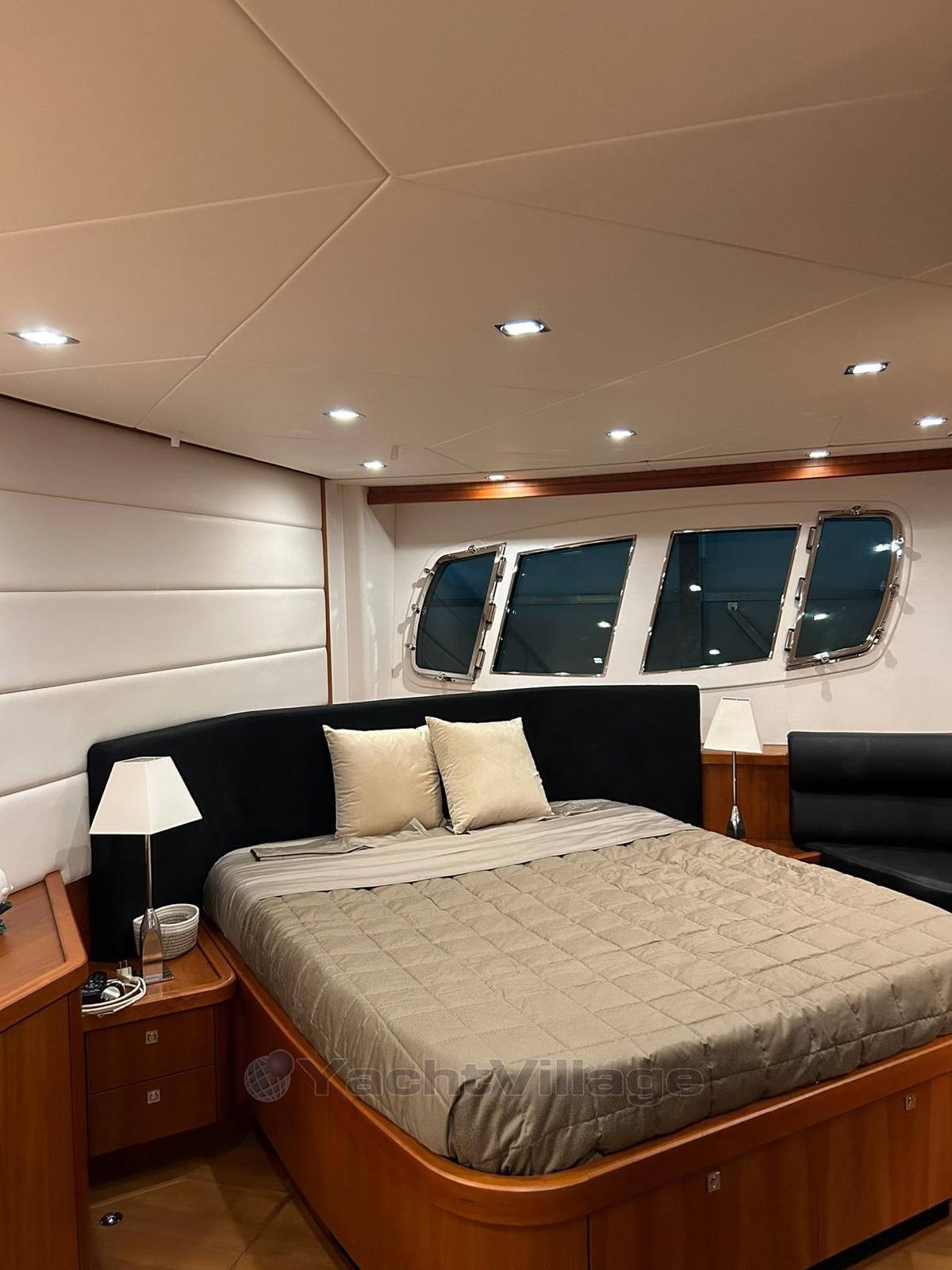 Sunseeker Manhattan 70 Armatoriale a centro barca