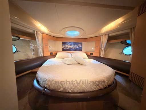 AZIMUT 43 FLY  Cab. Armatore