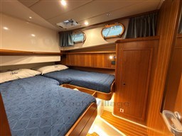 Goldstar 360.28.cabina ospiti