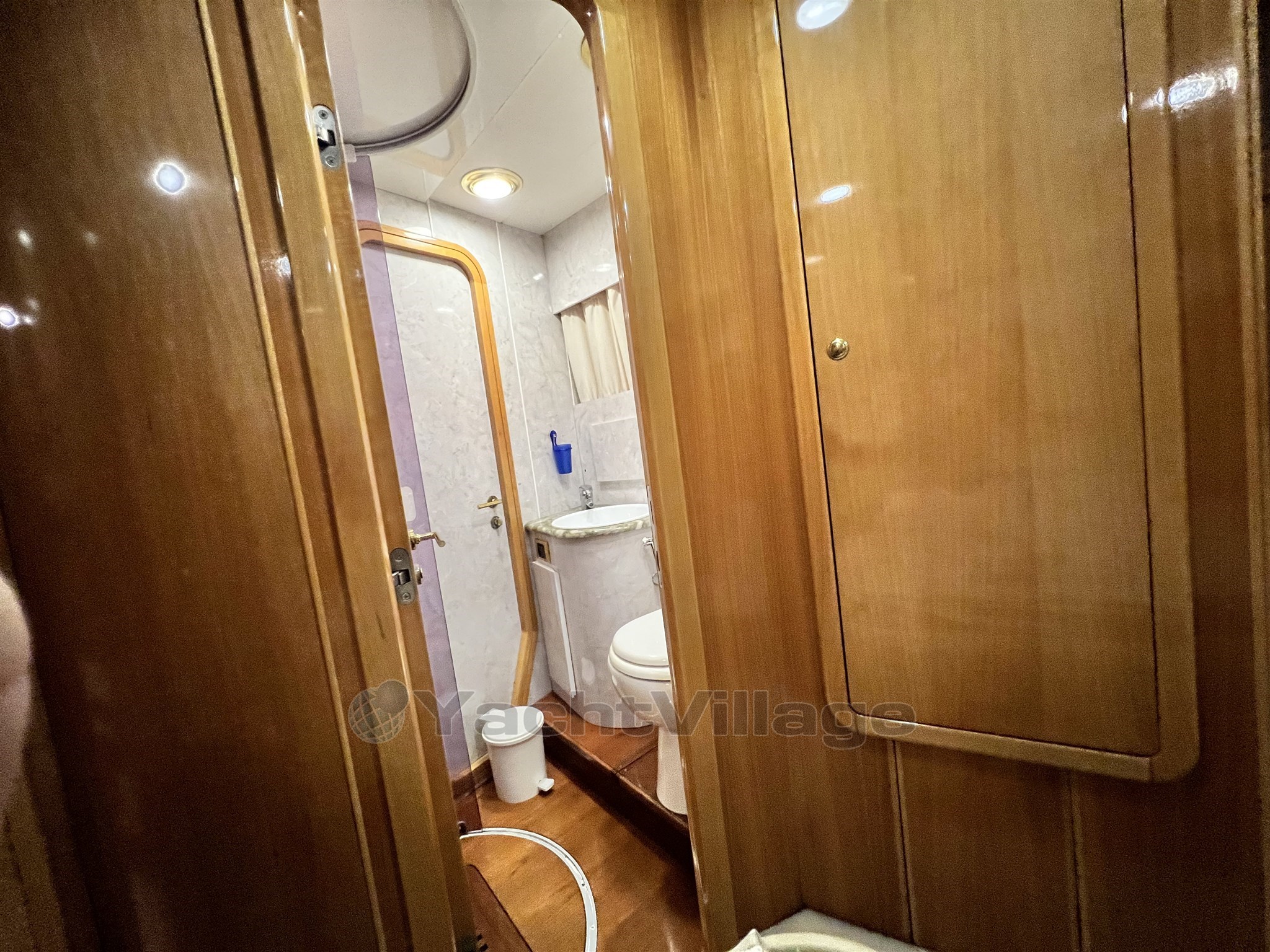 Piantoni 63 Bagno cabina Vip