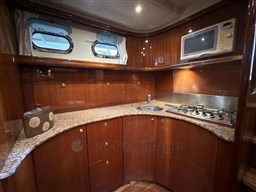 Cayman 40 - 13.cucina