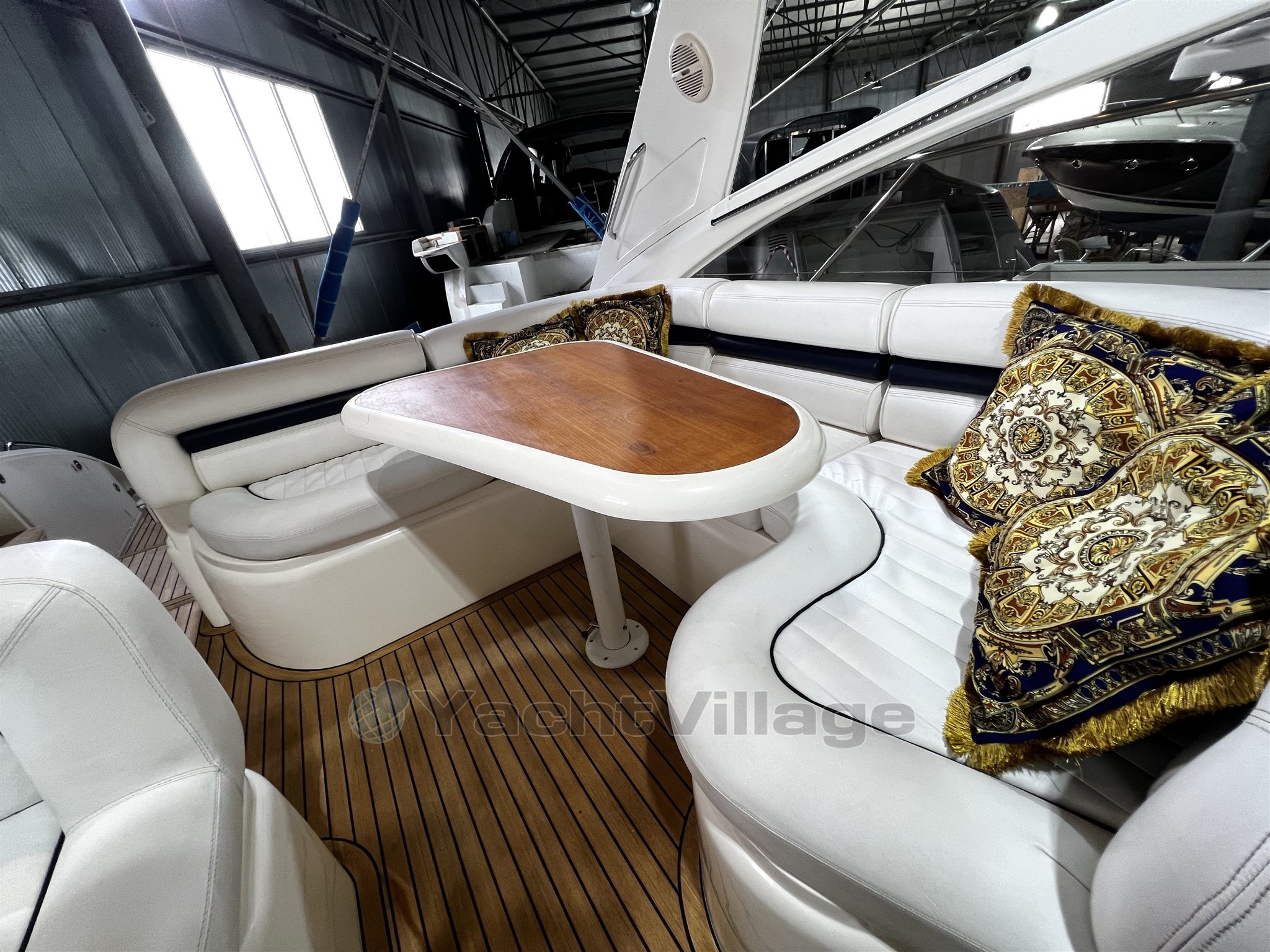 Princess V42