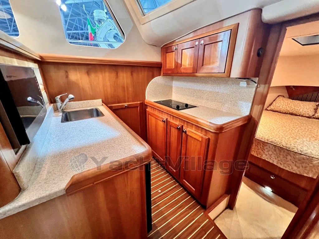 Mainship 34 25