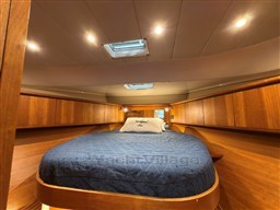 Goldstar 360.21.cabina armatore