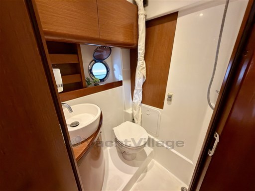 Benetau Gran Turismo 38 Bagno
