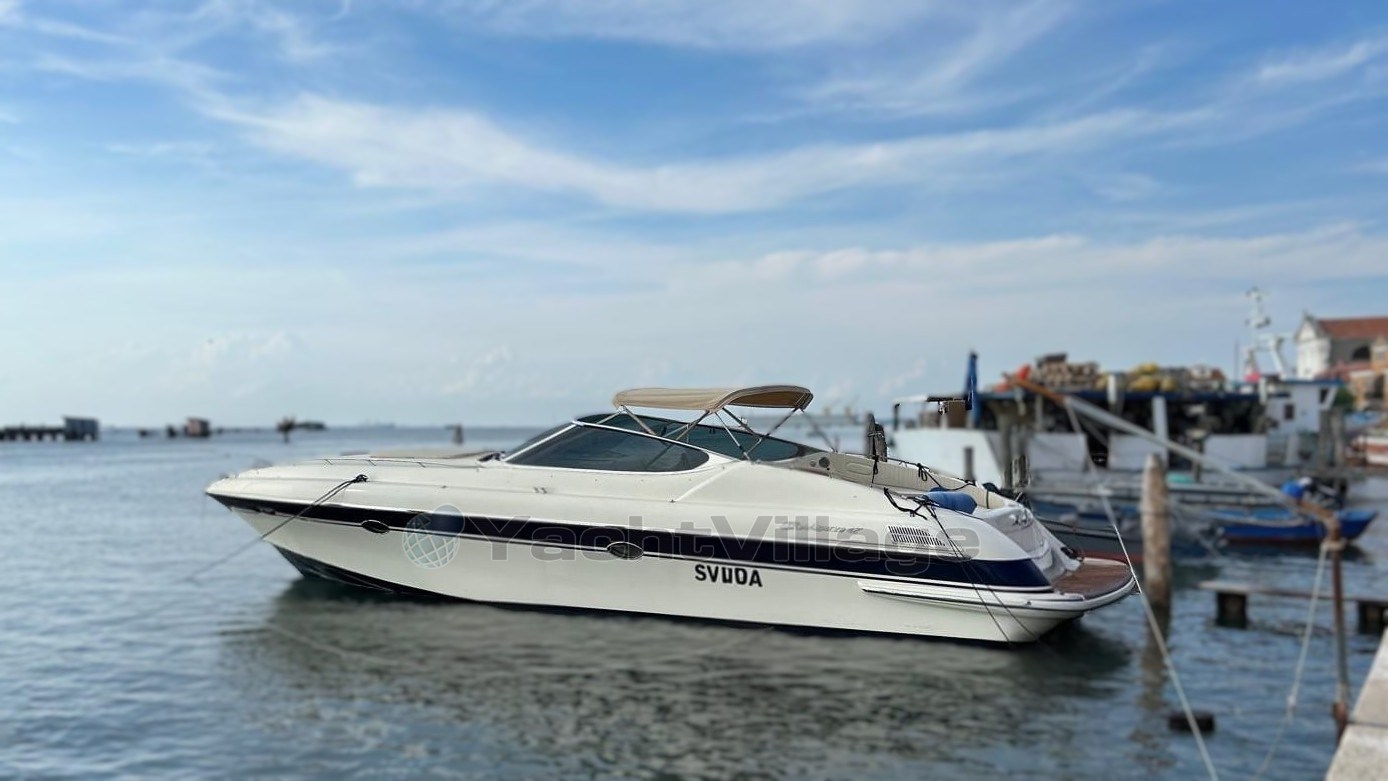 Colombo 42 Algarve sfocato