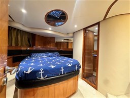 Aicon 56 S Cabina Armatoriale a centro barca