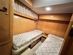 Piantoni 63 3^ cabina ospiti dx