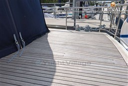 xw57sobm2x.jpg