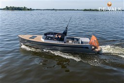 r2qn969fxp.jpg