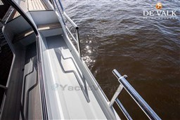 57cm2hf22d.jpg