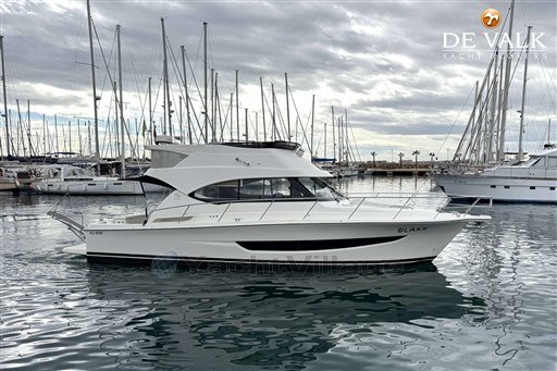 Riviera 39 Open Flybridge
