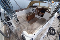 n5zjws7bx3.jpg