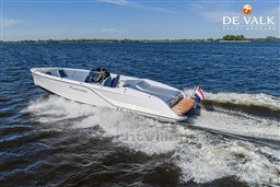 rz01ibsqgw.jpg