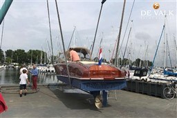 o4yswet1v8.jpg