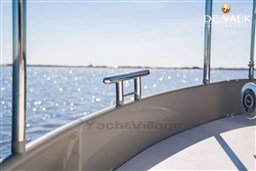 pivhumae1w.jpg