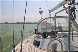 ht2y42bpqg.jpg