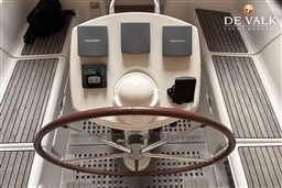 uos6dam878.jpg
