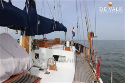 qtk829rjwu.jpg