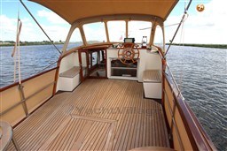 4930h2a22o.jpg