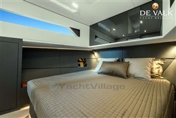 ak08118uer.jpg