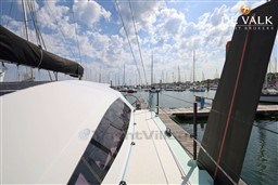 xsb1zoq76r.jpg