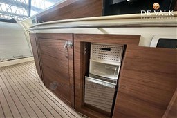 d825hfvcua.jpg