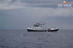 r433ixr43n.jpg