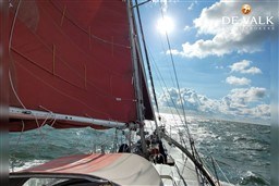 12m32dvv9h.jpg