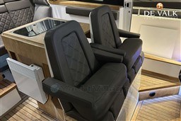 xu6t8bn8pc.jpg