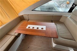 xs8dbzw7bk.jpg