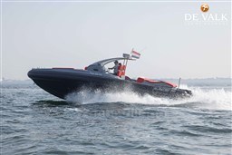 x6qcmic8tw.jpg