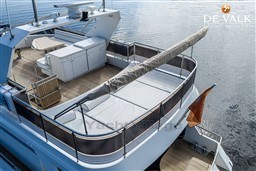 s4zau1z670.jpg