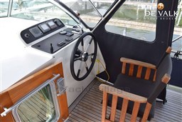 0qf8dge1c4.jpg