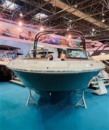 pbxlp819mv.jpg