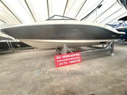 v6x4nytit0.jpg