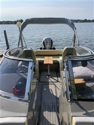 57w39m8yz6.jpg