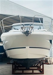 rehs8pxcrh.jpg