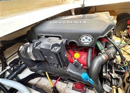 z3jney531r.jpg