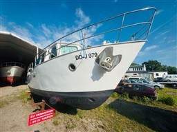 ym2oeg2q78.jpg