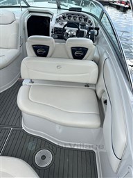 y8pz18q8u4.jpg
